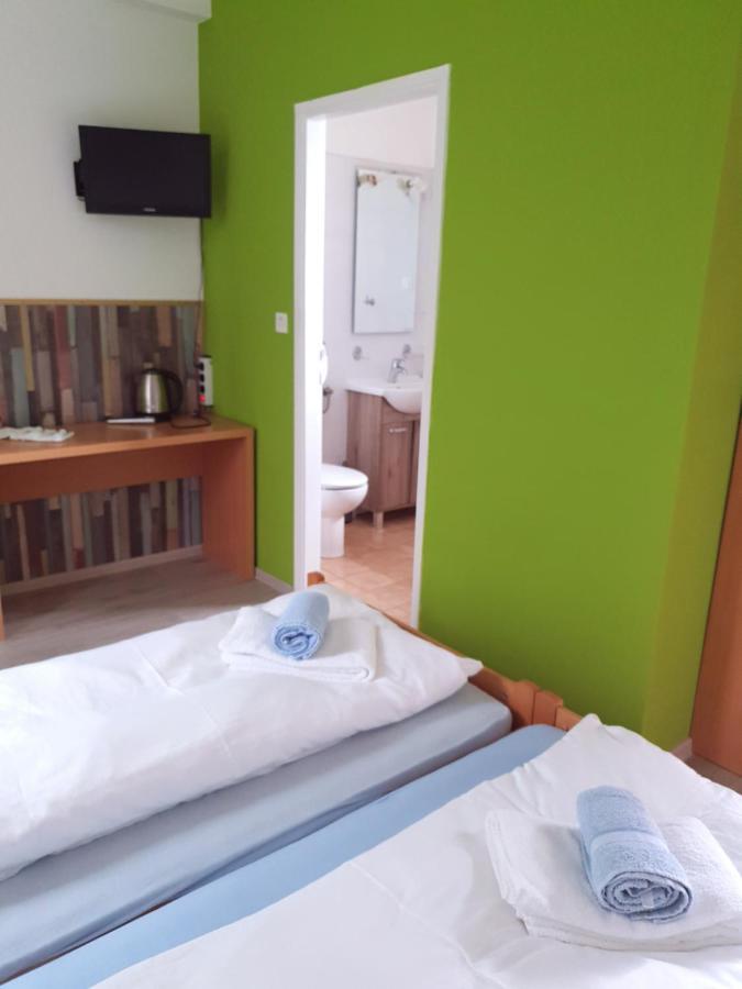 Guesthouse Osvald Zirovnica Luaran gambar